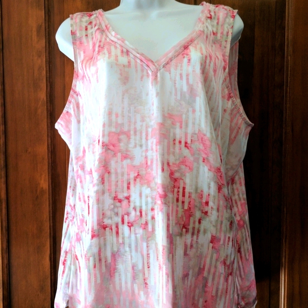 NWOT WHBM Women's Pinks & White Silky V-Neck Tank